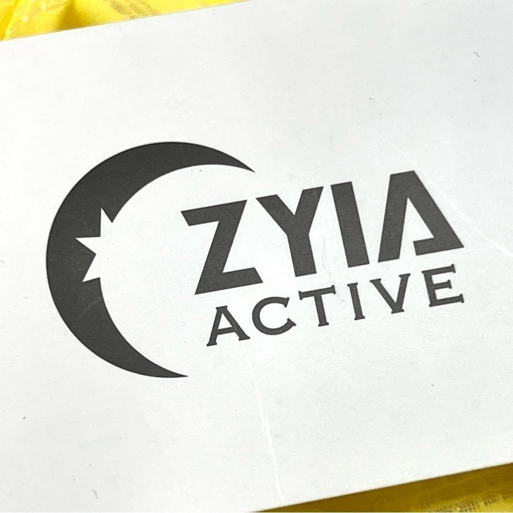 Zyia Active Lemon Nimbus Split Back Yellow Athletic Tank Top Women’s Large - Picture 11 of 14